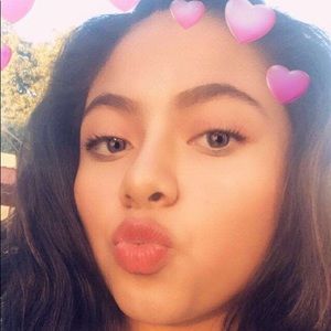 Meet your Posher, Natalia